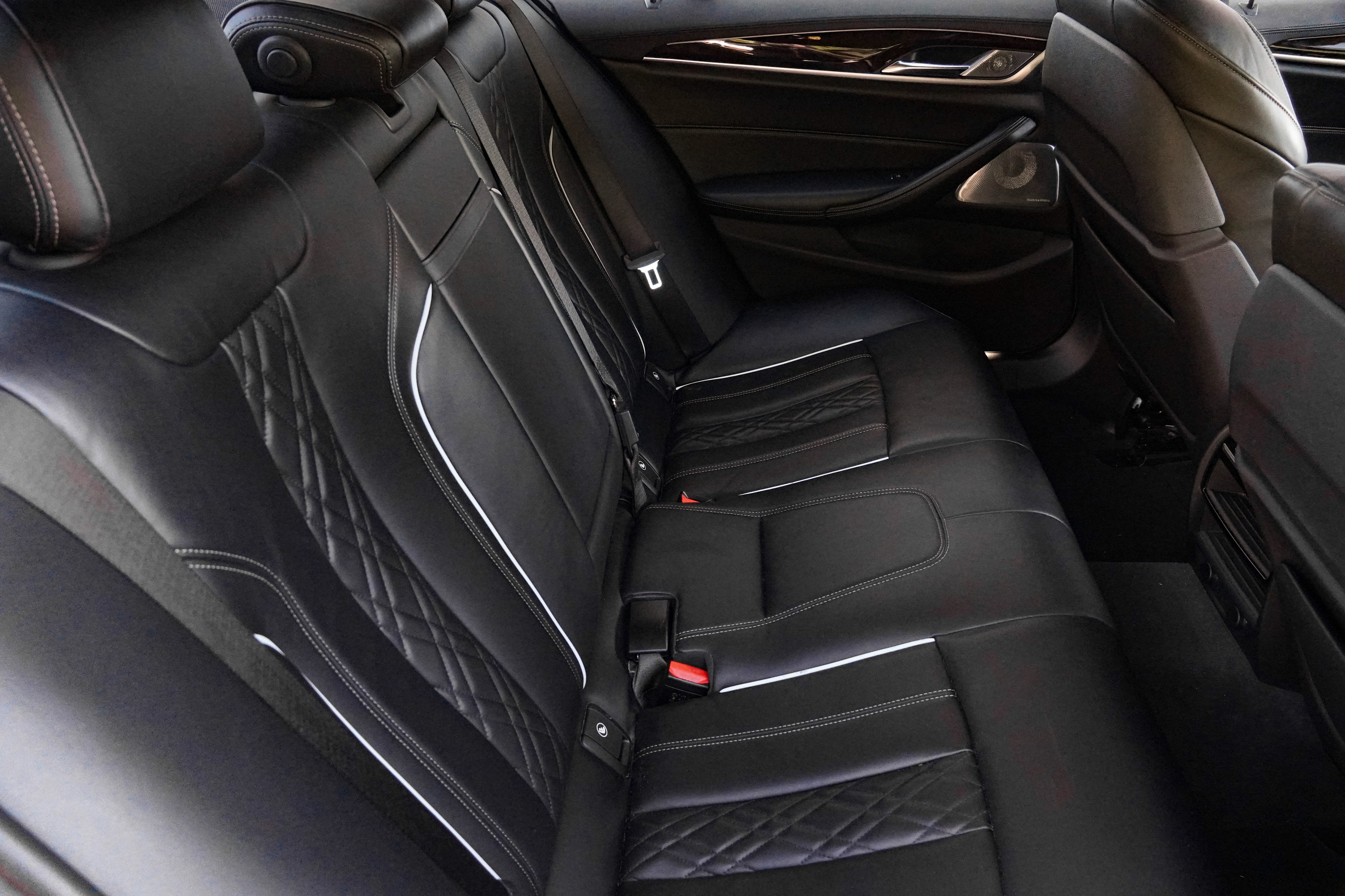 Used 2017 BMW 540i RWD image 37