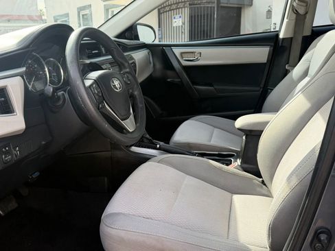 Used 2015 Toyota Corolla LE w/ Driver Convenience Package FWD image 9