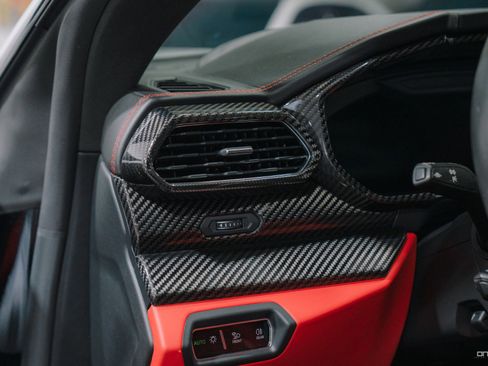 Used 2019 Lamborghini Urus image 30