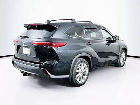 Used 2020 Toyota Highlander Limited image 9