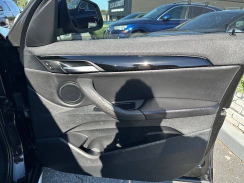 Used 2018 BMW X1 sDrive28i FWD image 12