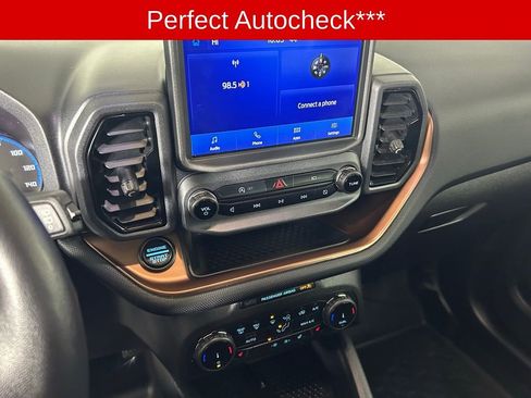 Used 2023 Ford Bronco Sport Badlands w/ Premium Package image 3