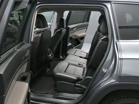 Used 2023 Volkswagen Atlas SE image 15