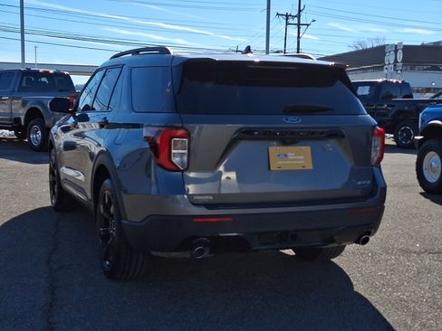 Certified 2024 Ford Explorer ST-Line w/ Class IV Trailer Tow Package image 8