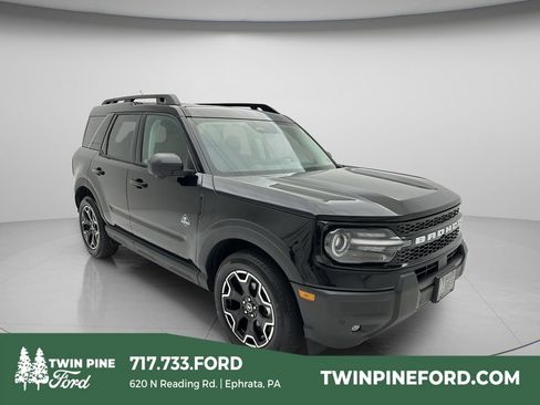 Used 2025 Ford Bronco Sport Outer Banks w/ Outer Banks Tech Package+ AWD/4WD image 1