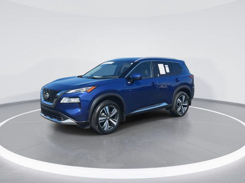 Used 2023 Nissan Rogue Platinum w/ Platinum Premium Package FWD image 4
