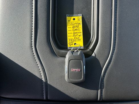 Used 2020 GMC Sierra 1500 SLT w/ SLT Premium Plus Package image 32