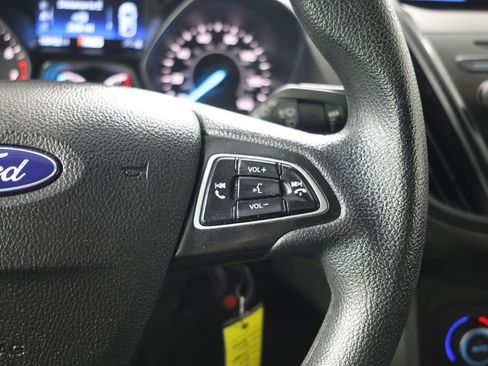 Used 2018 Ford Escape SE FWD image 20