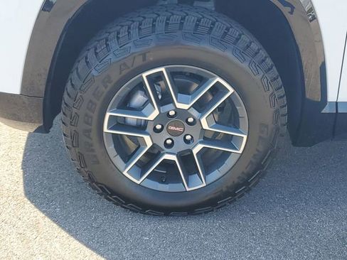 New 2026 GMC Terrain AT4 image 30
