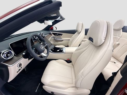 New 2026 Mercedes-Benz CLE 300 4MATIC Cabriolet image 17