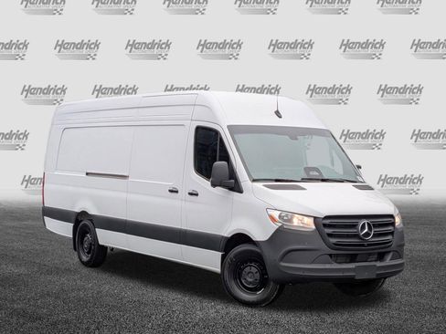 New 2026 Mercedes-Benz Sprinter 2500 image 2