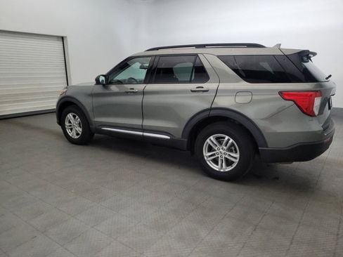 Used 2020 Ford Explorer XLT w/ Comfort Package image 3