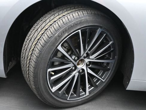 Used 2022 Lexus ES 350 w/ Premium Package image 21