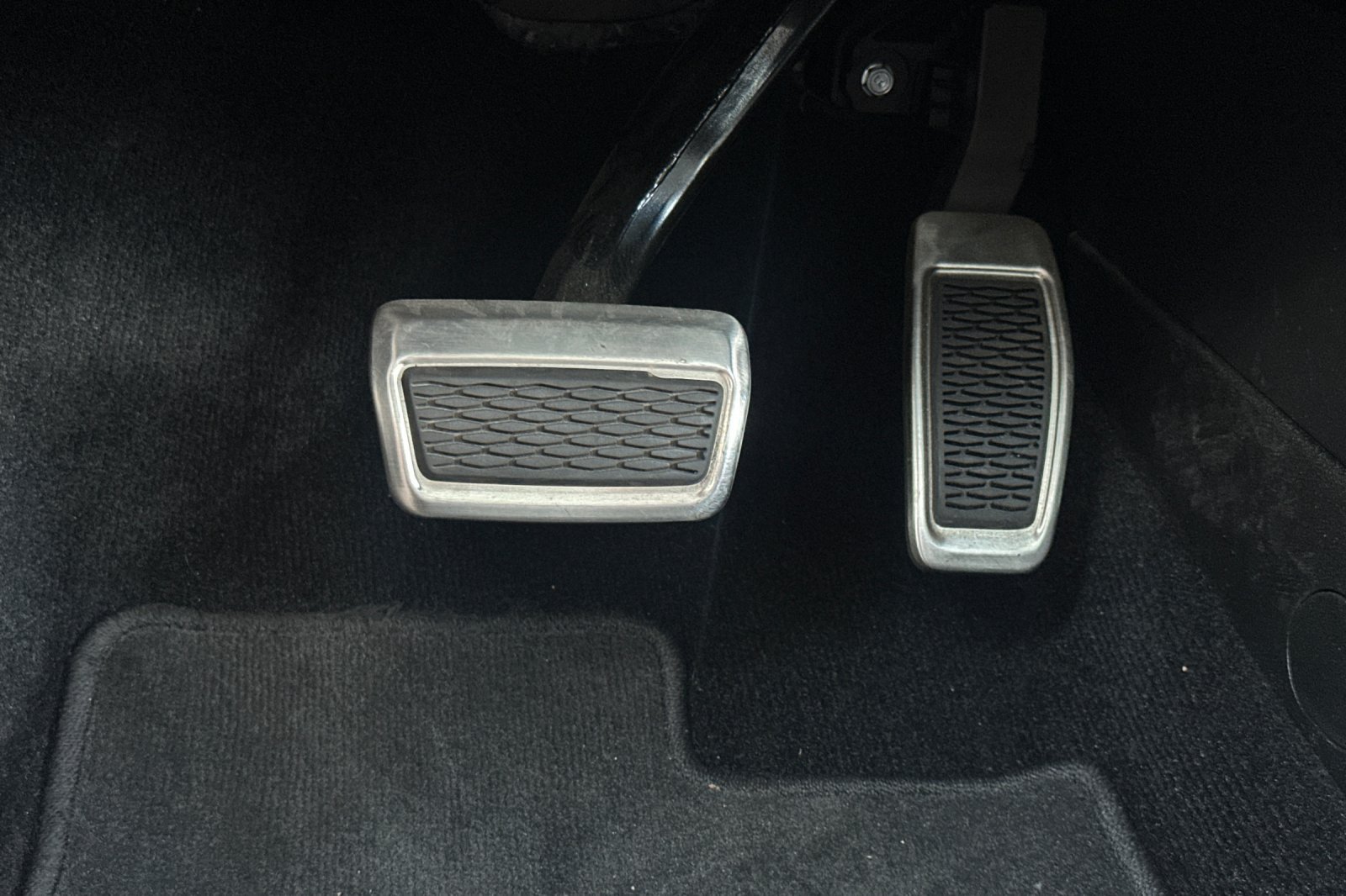 Certified 2025 Cadillac Optiq Sport 2 AWD/4WD image 42
