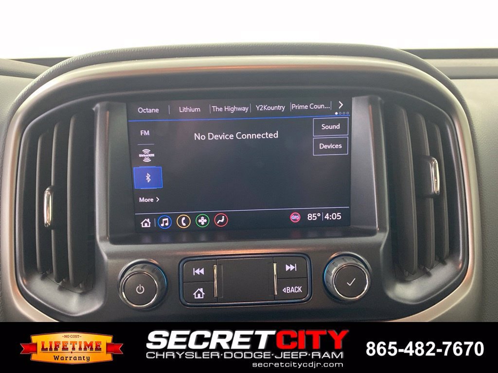 Used 2022 Chevrolet Colorado Z71 AWD/4WD image 19