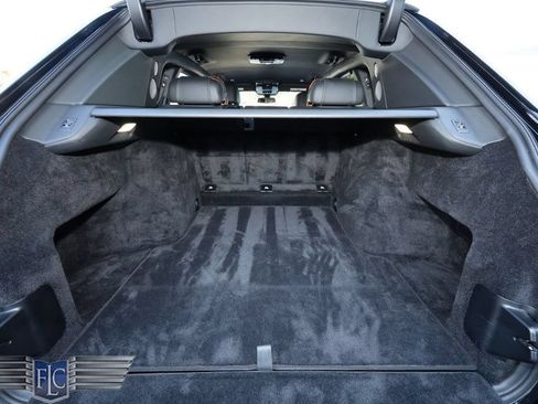 Used 2022 Rolls-Royce Cullinan AWD/4WD image 36