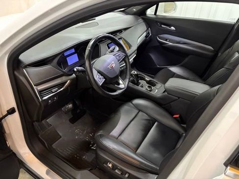 Used 2019 Cadillac XT4 Premium Luxury AWD/4WD image 30