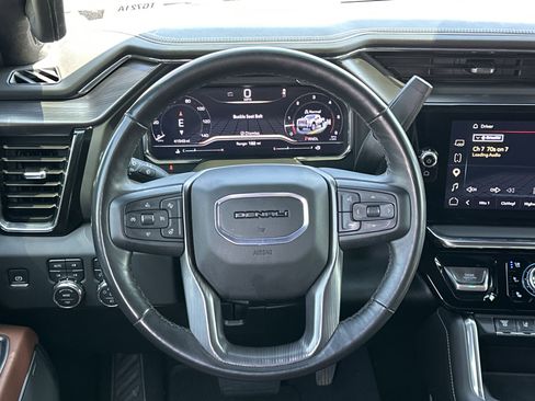 Certified 2025 GMC Sierra 2500 Denali Ultimate w/ Max Trailering Package AWD/4WD image 27