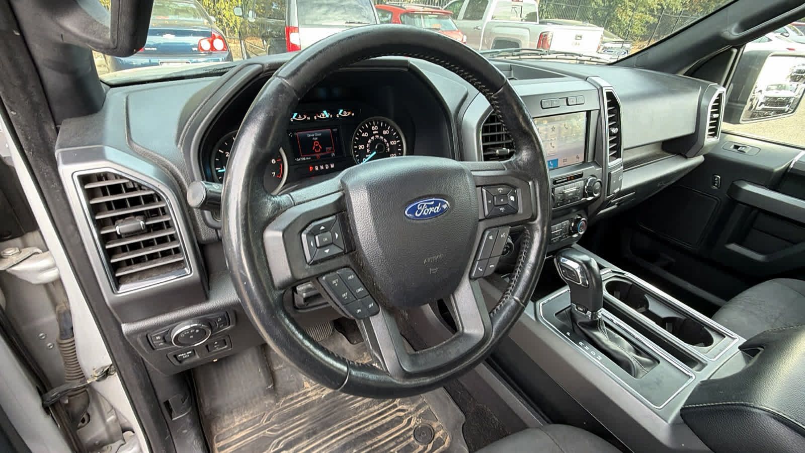 Used 2019 Ford F150 XLT w/ Equipment Group 302A Luxury AWD/4WD image 10