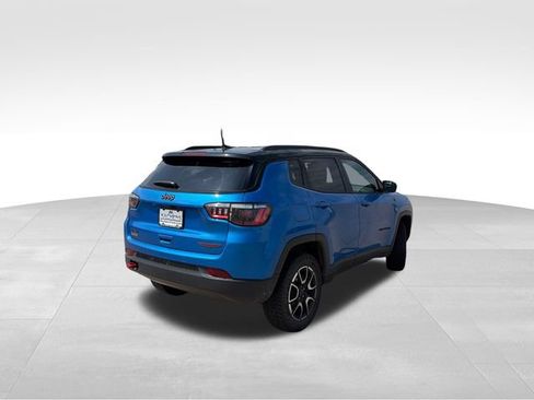 Used 2026 Jeep Compass Trailhawk AWD/4WD image 6