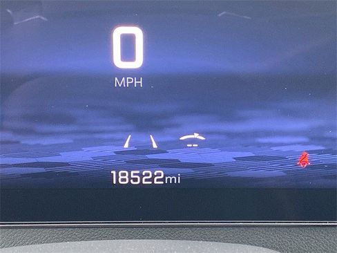 Certified 2025 Chevrolet Traverse LT image 19