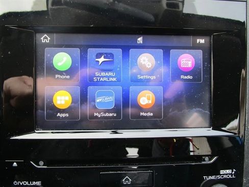 Used 2021 Subaru Impreza Premium image 25