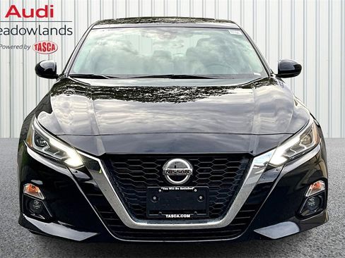 Used 2019 Nissan Altima 2.5 SV image 2