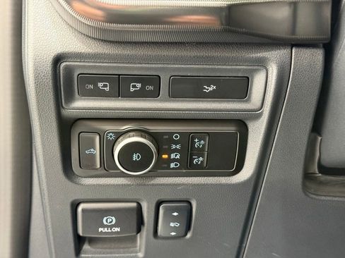 Used 2024 Ford F150 Lariat w/ Equipment Group 502A High AWD/4WD image 33