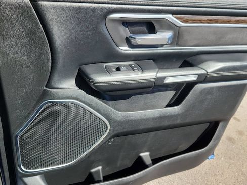 Used 2020 RAM 1500 Laramie AWD/4WD image 15