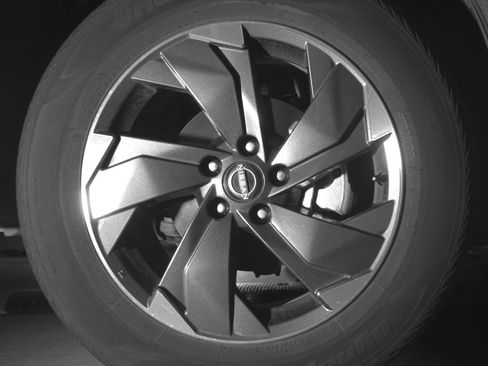 Used 2025 Nissan Rogue SV image 13