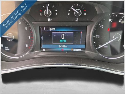 Used 2022 Buick Encore Preferred w/ Safety Package AWD/4WD image 1