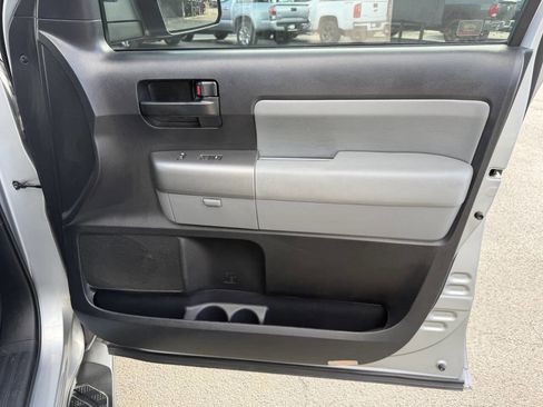 Used 2016 Toyota Sequoia SR5 w/ Premium Package image 14