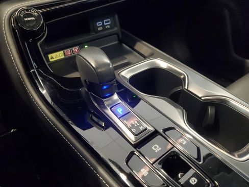 Used 2024 Lexus NX 250 FWD w/ Premium Package image 33