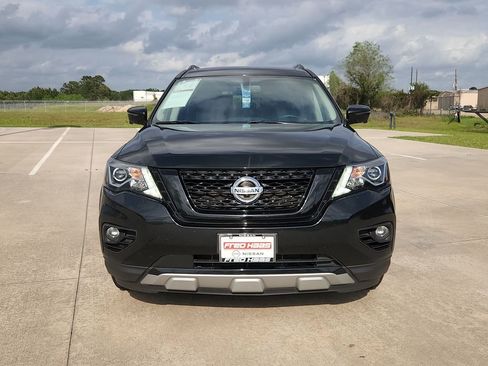 Used 2020 Nissan Pathfinder SL image 9