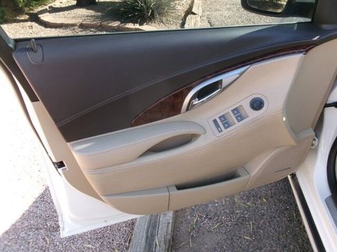 Used 2010 Buick LaCrosse CXL w/ Luxury Package image 14