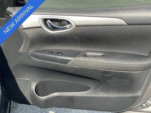 Used 2015 Nissan Sentra SV w/ Style Package FWD image 24