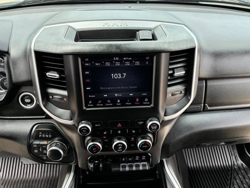 Used 2021 RAM 1500 Lone Star AWD/4WD image 19