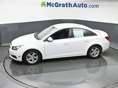 Used 2014 Chevrolet Cruze LT w/ Technology Package image 20