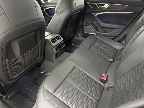 Certified 2024 Audi RS 6 performance AWD/4WD image 12
