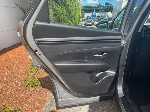 Used 2022 Hyundai Tucson SE AWD/4WD image 18