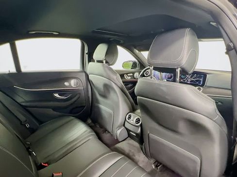 Used 2020 Mercedes-Benz E 350 Sedan image 24
