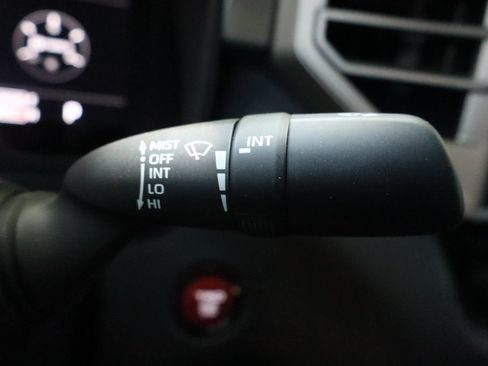 Used 2026 Toyota Tundra Limited w/ TRD Off-Road Package AWD/4WD image 32