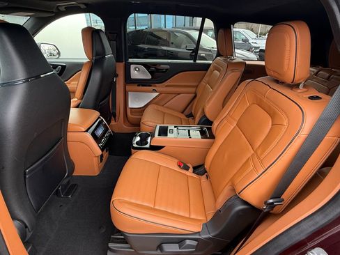 Used 2023 Lincoln Aviator Black Label w/ Dynamic Handling Package image 14