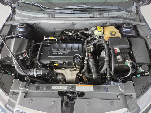 Used 2014 Chevrolet Cruze LT image 32