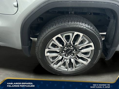 Certified 2024 GMC Sierra 1500 Denali Ultimate AWD/4WD image 11