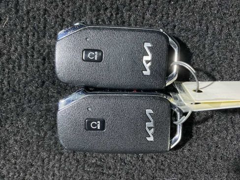 Used 2024 Kia Sportage SX AWD/4WD image 20