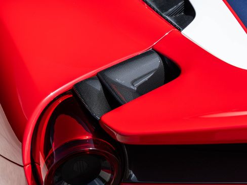 Used 2020 Ferrari 488 Pista Spider RWD image 19