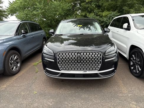 Certified 2023 Lincoln Corsair AWD w/ Equipment Group 101A image 11
