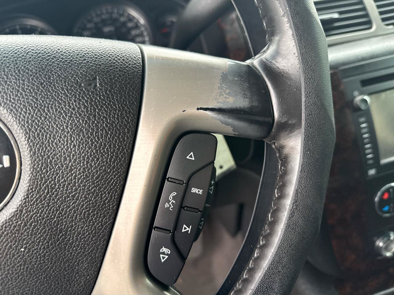 Used 2013 GMC Yukon XL Denali RWD image 22