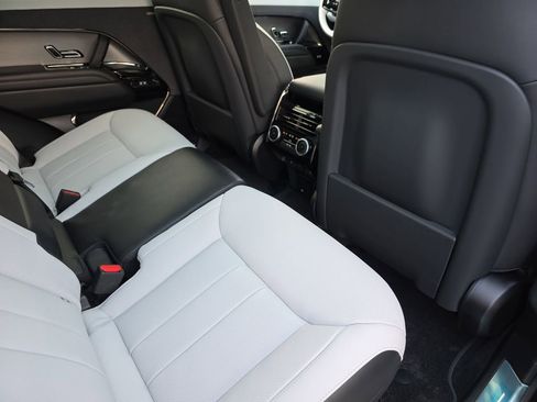 New 2026 Land Rover Range Rover Sport Dynamic SE image 11